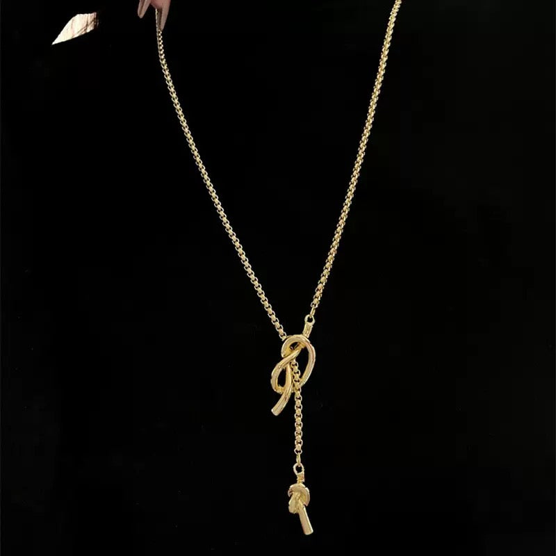 Women's lariat necklace, simple 14k gold knotted rope design chain necklace