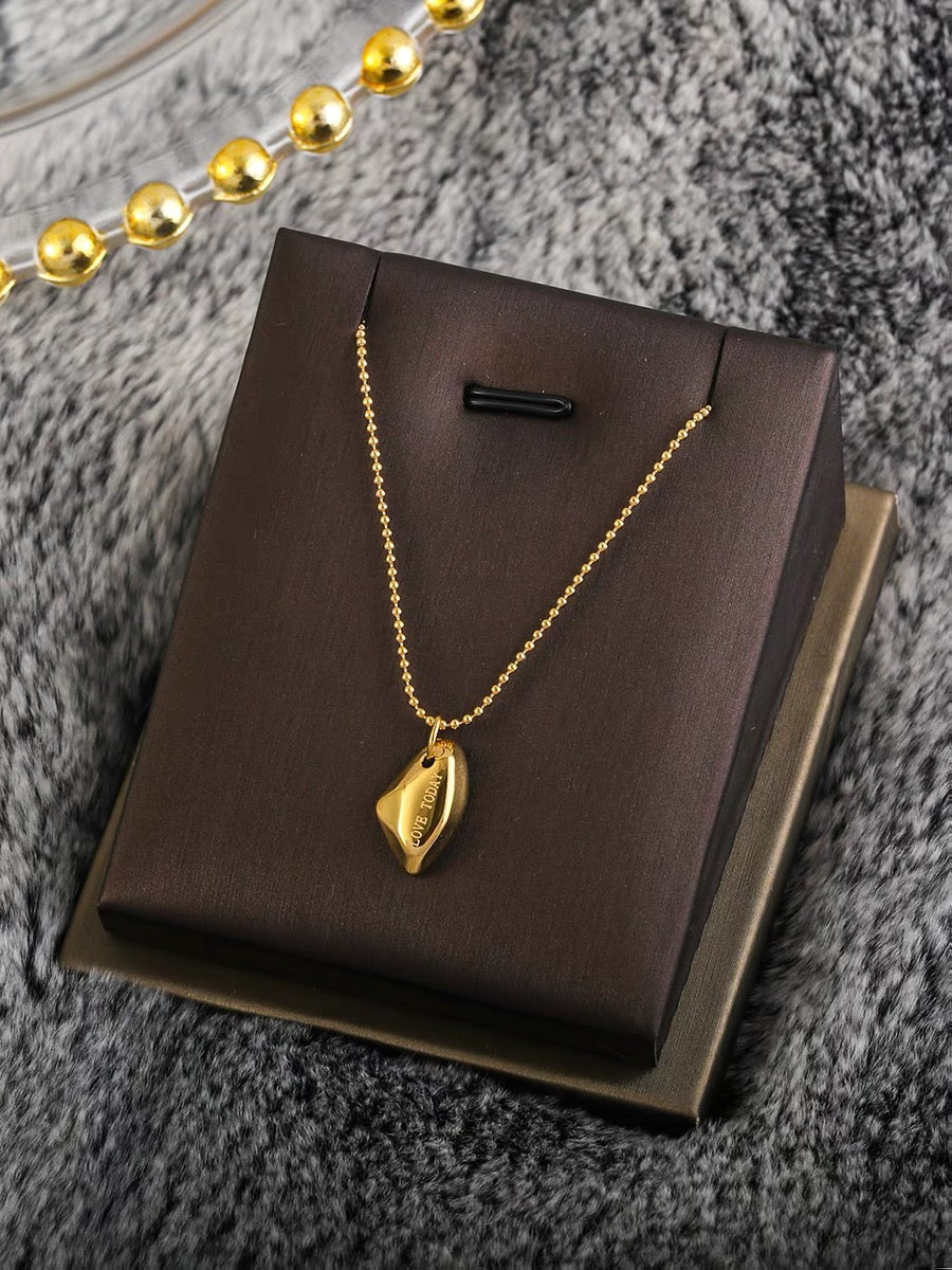 14K Gold Chic Nugget Necklace