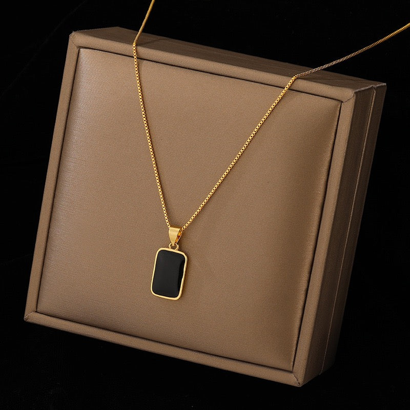 14K Gold Dark Style Tag Chain