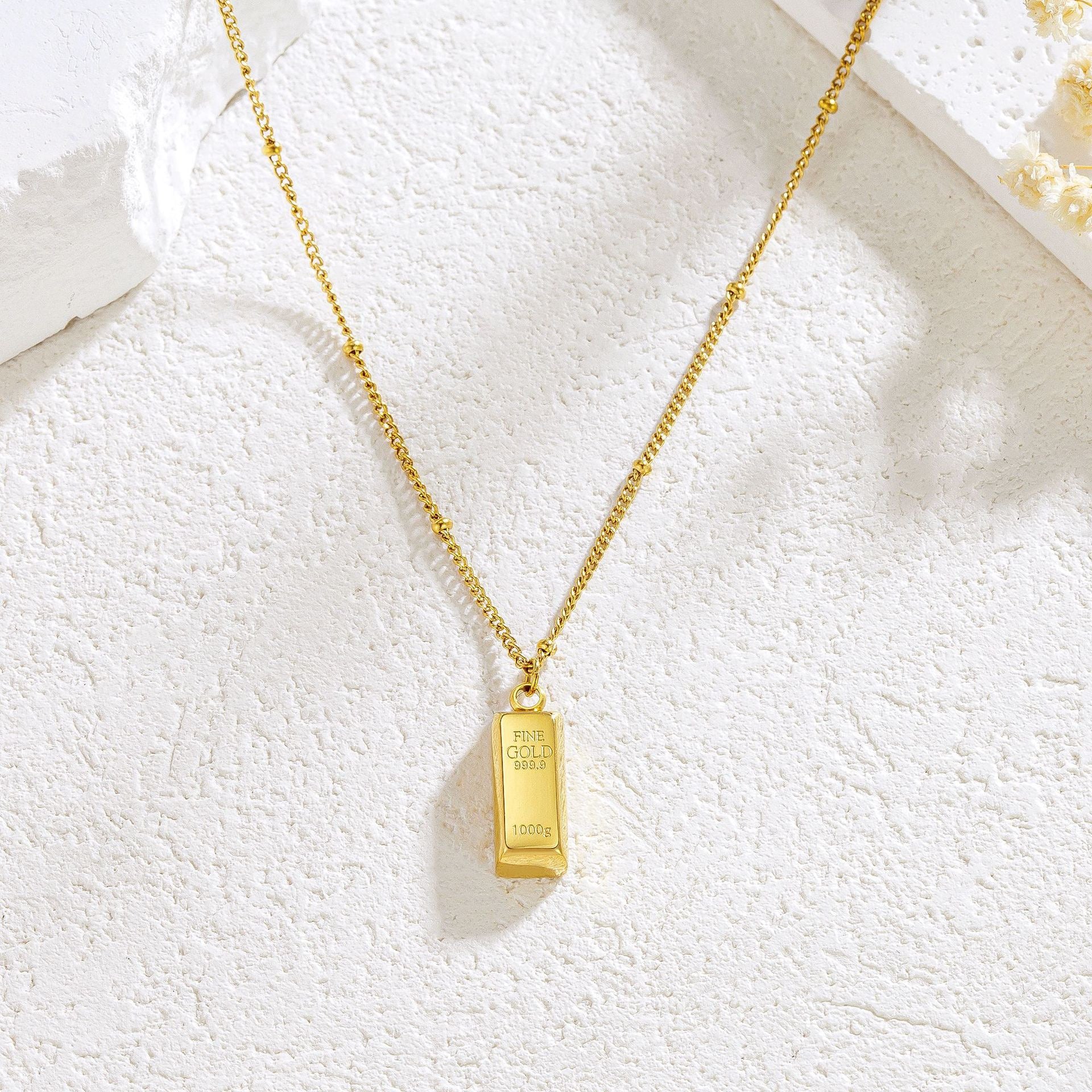 14K Gold Elegant Bar Necklace