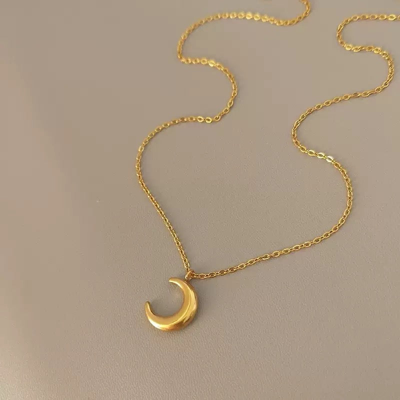 14K Gold 3D Moon Necklace