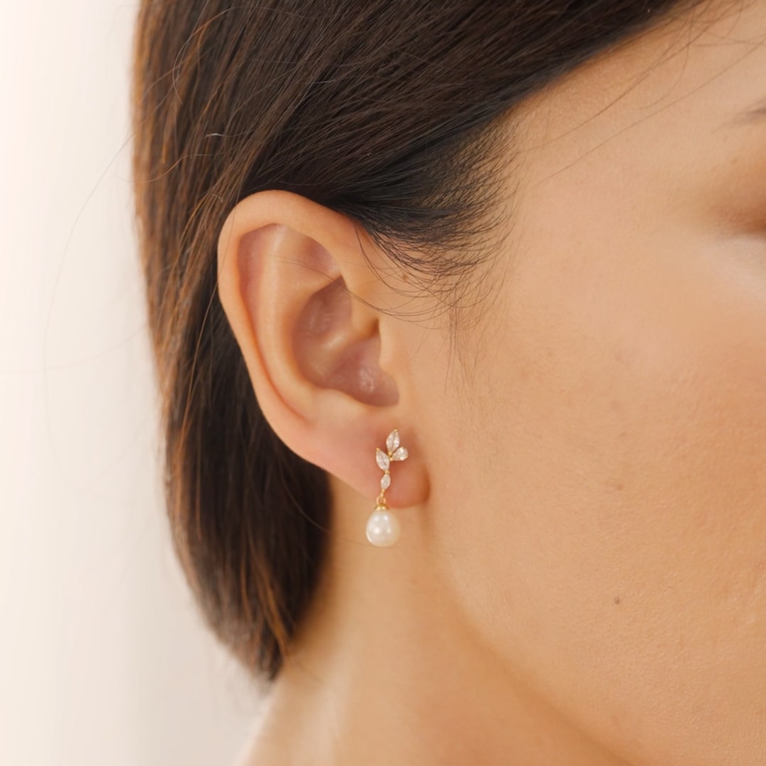 Pearl Drop Earrings - Ariana