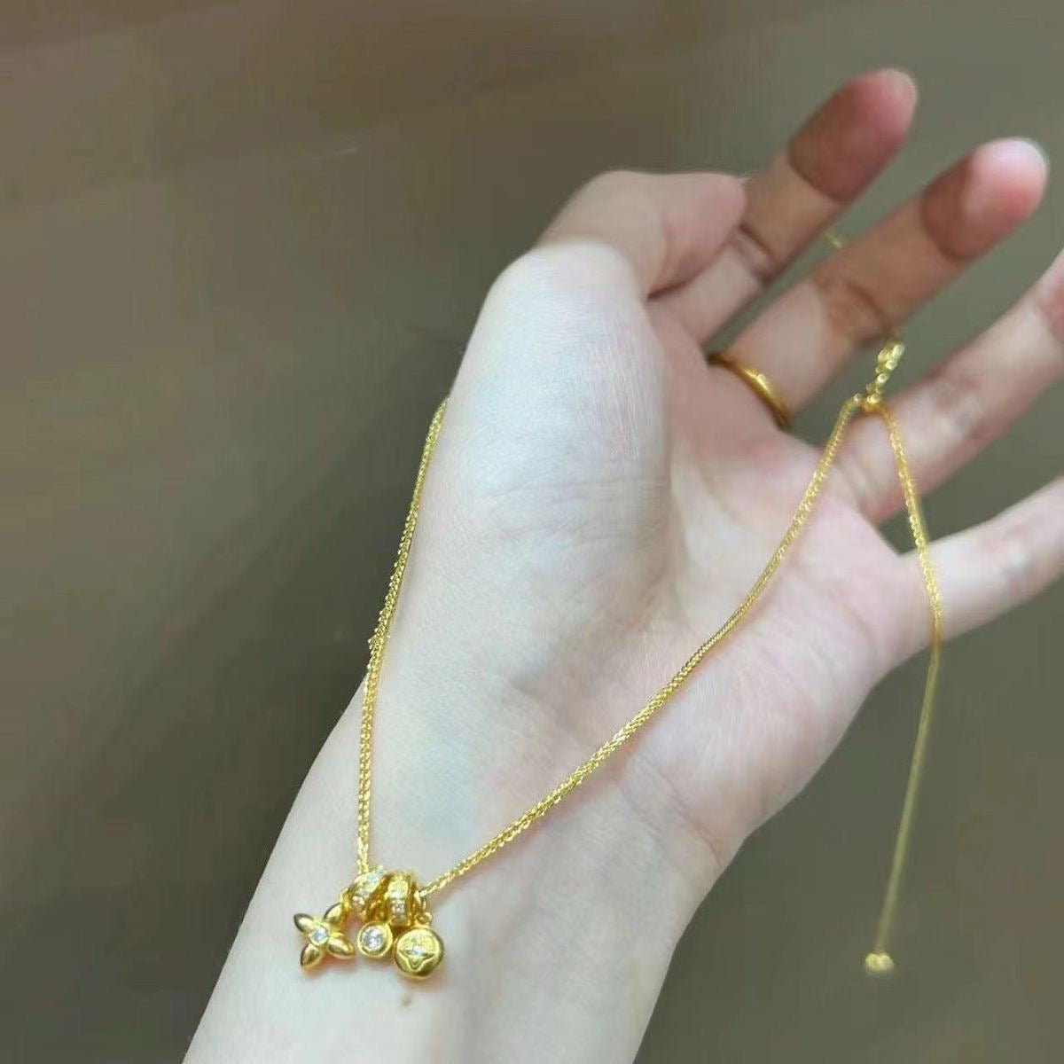 14k gold star crystal necklace