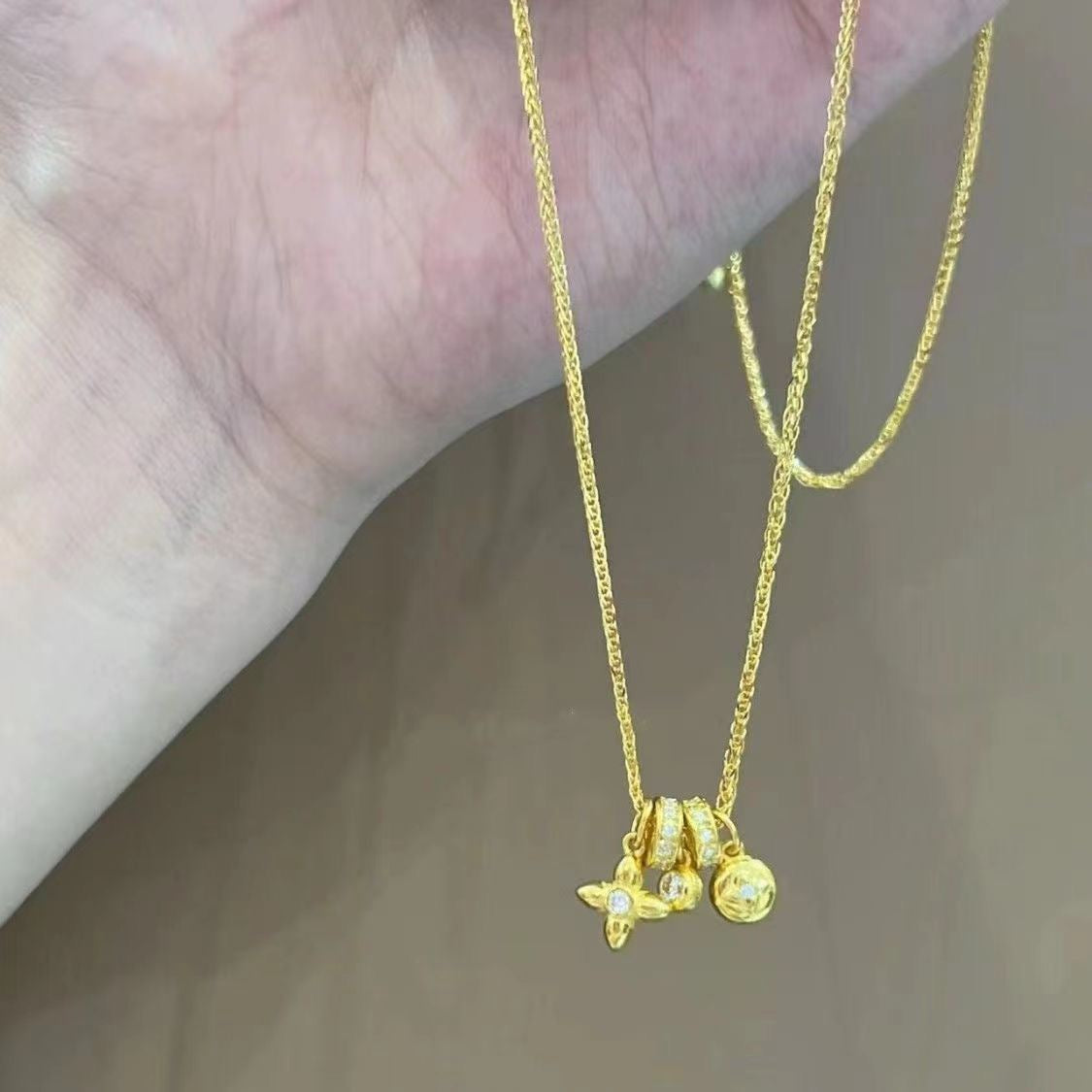 14k gold star crystal necklace