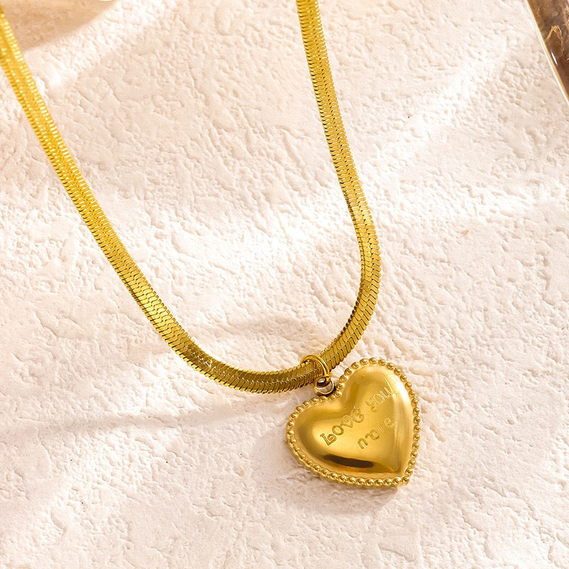 14K Gold Minimalist Heart Necklace