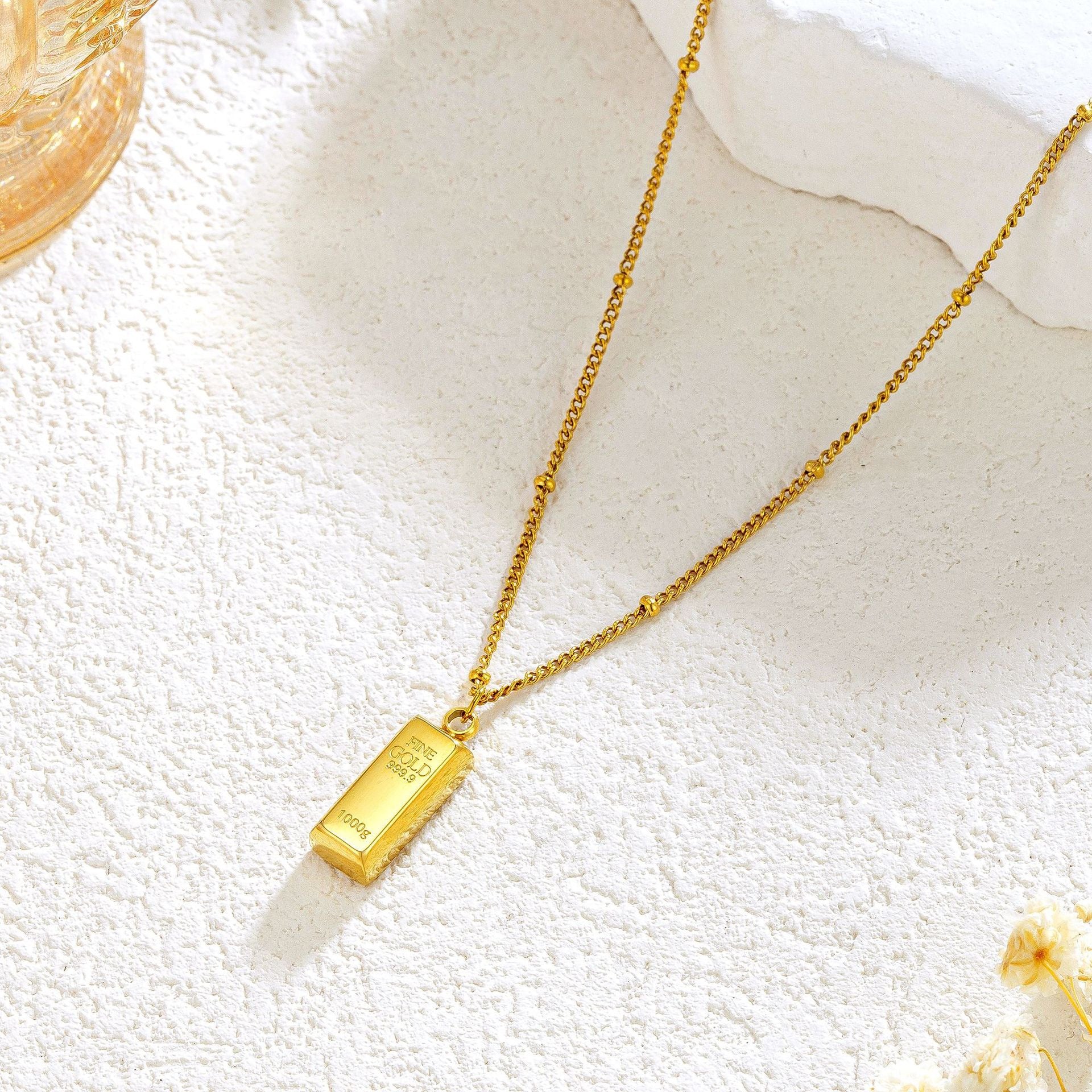 14K Gold Elegant Bar Necklace