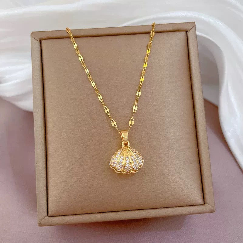 14k seashell pendant necklace